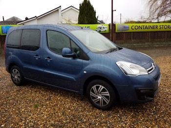 2016 - 1.6 BlueHDi 100 Feel 5dr ETG6