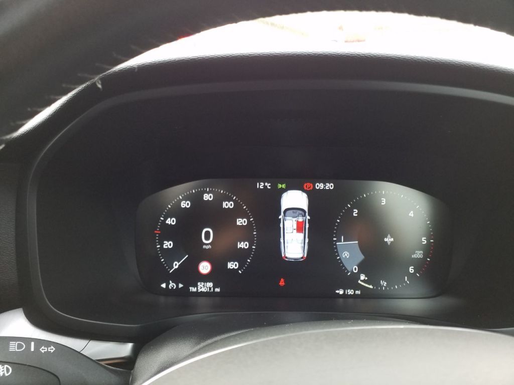 Used Volvo V60 2018 for sale - 77662323: Photo 10