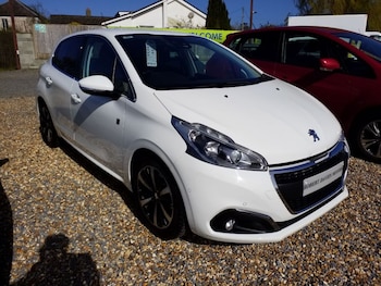 Peugeot 208 feature image