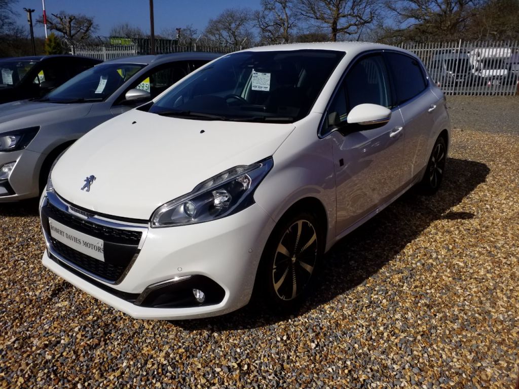 Used Peugeot 208 2019 for sale - 78068013: Photo 3