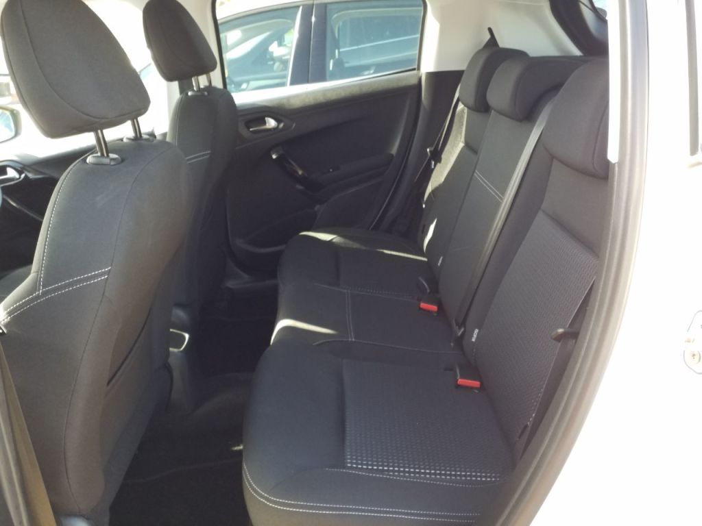 Used Peugeot 208 2019 for sale - 78068013: Photo 8