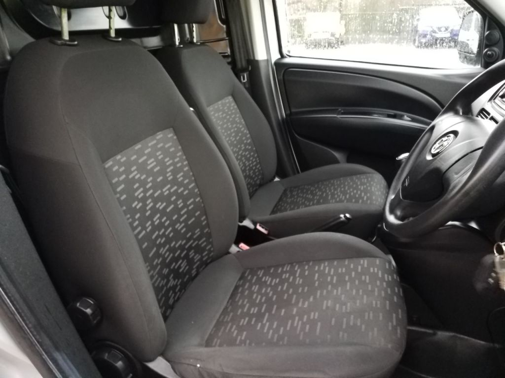 Used Vauxhall Combo 2016 for sale - 77282863: Photo 12