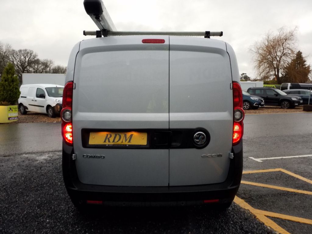 Used Vauxhall Combo 2016 for sale - 77282863: Photo 5