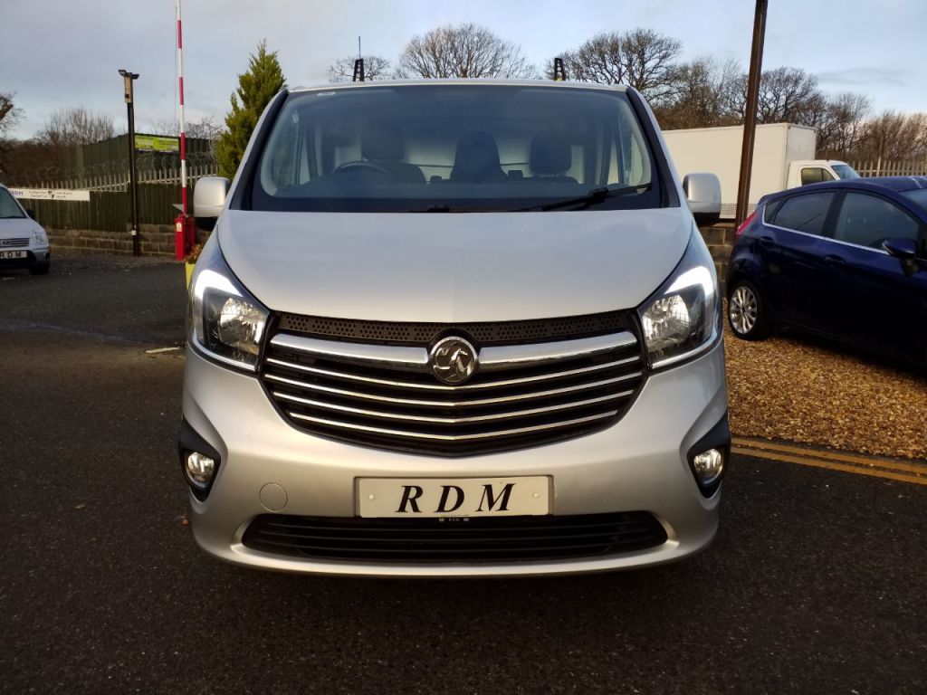 Used Vauxhall Vivaro 2016 for sale - 77363875: Photo 2