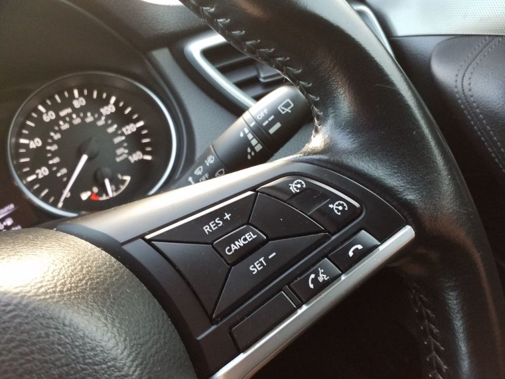 Used Nissan Qashqai 2018 for sale - 77363879: Photo 15