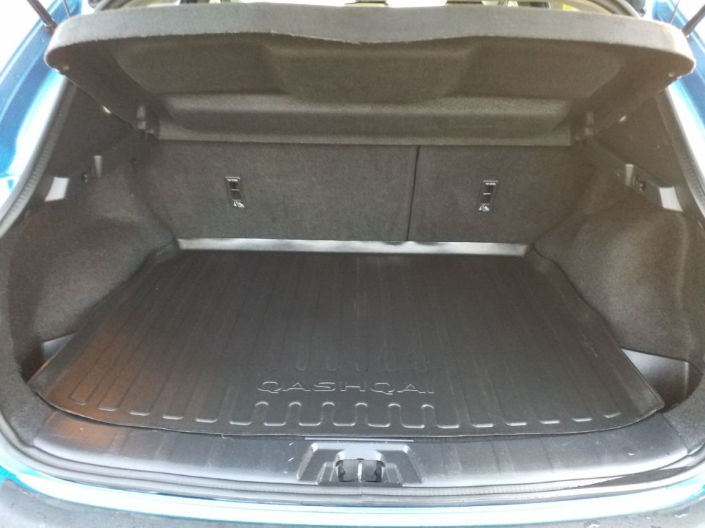 Used Nissan Qashqai 2018 for sale - 77363879: Photo 8