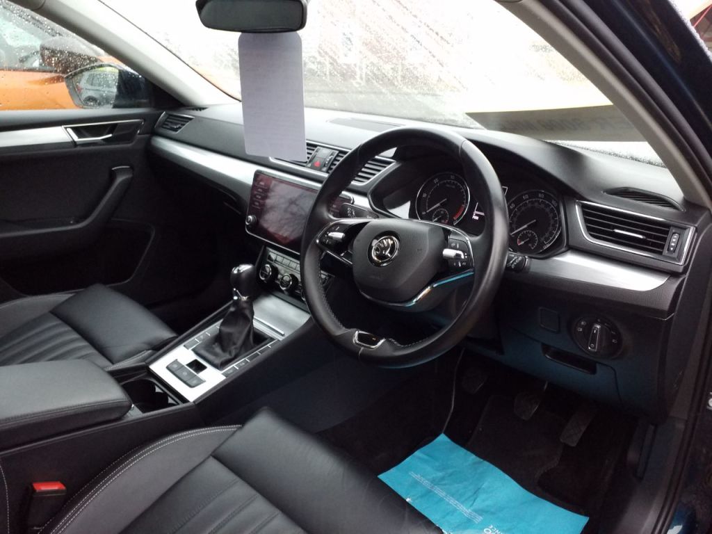 Used Skoda Superb 2021 for sale - 77603522: Photo 10