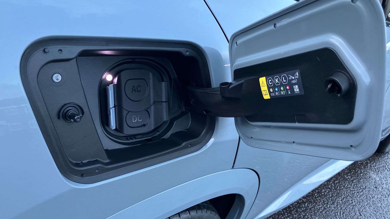 Used BMW iX2 2025 for sale - 77093487: Photo 25