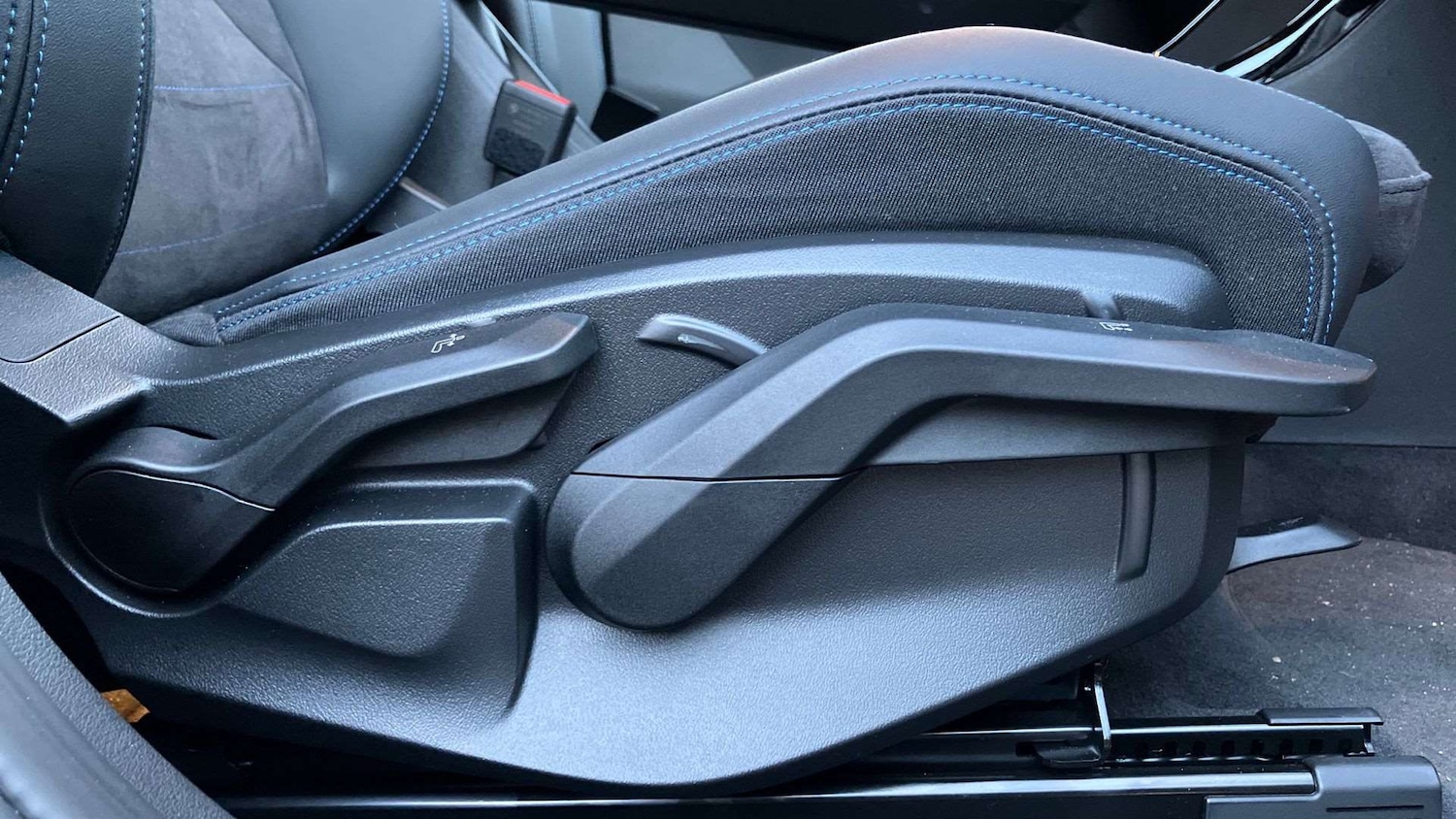 Used BMW iX2 2025 for sale - 77093487: Photo 28