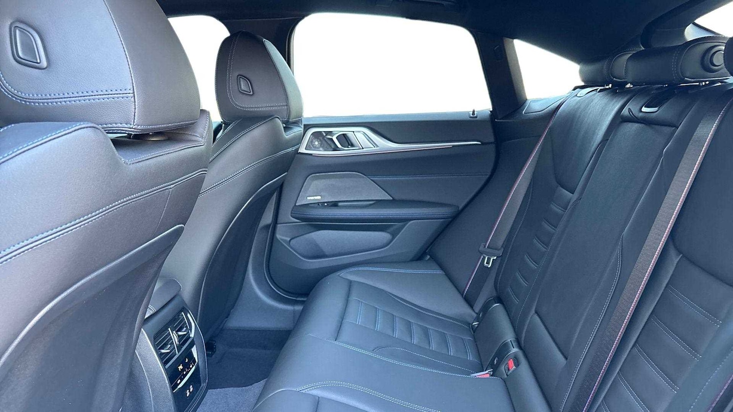 Used BMW 4 Series 2025 for sale - 77011309: Photo 14