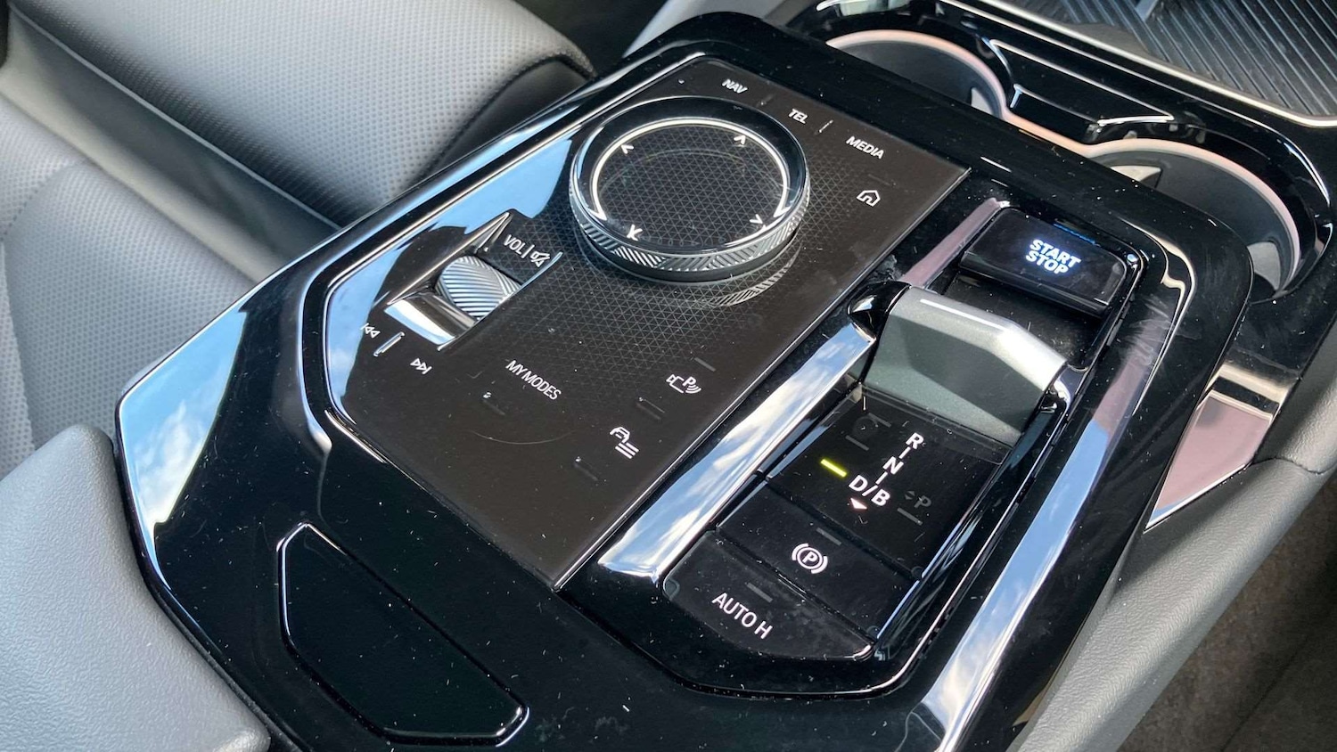 Used BMW i5 2025 for sale - 76351710: Photo 12