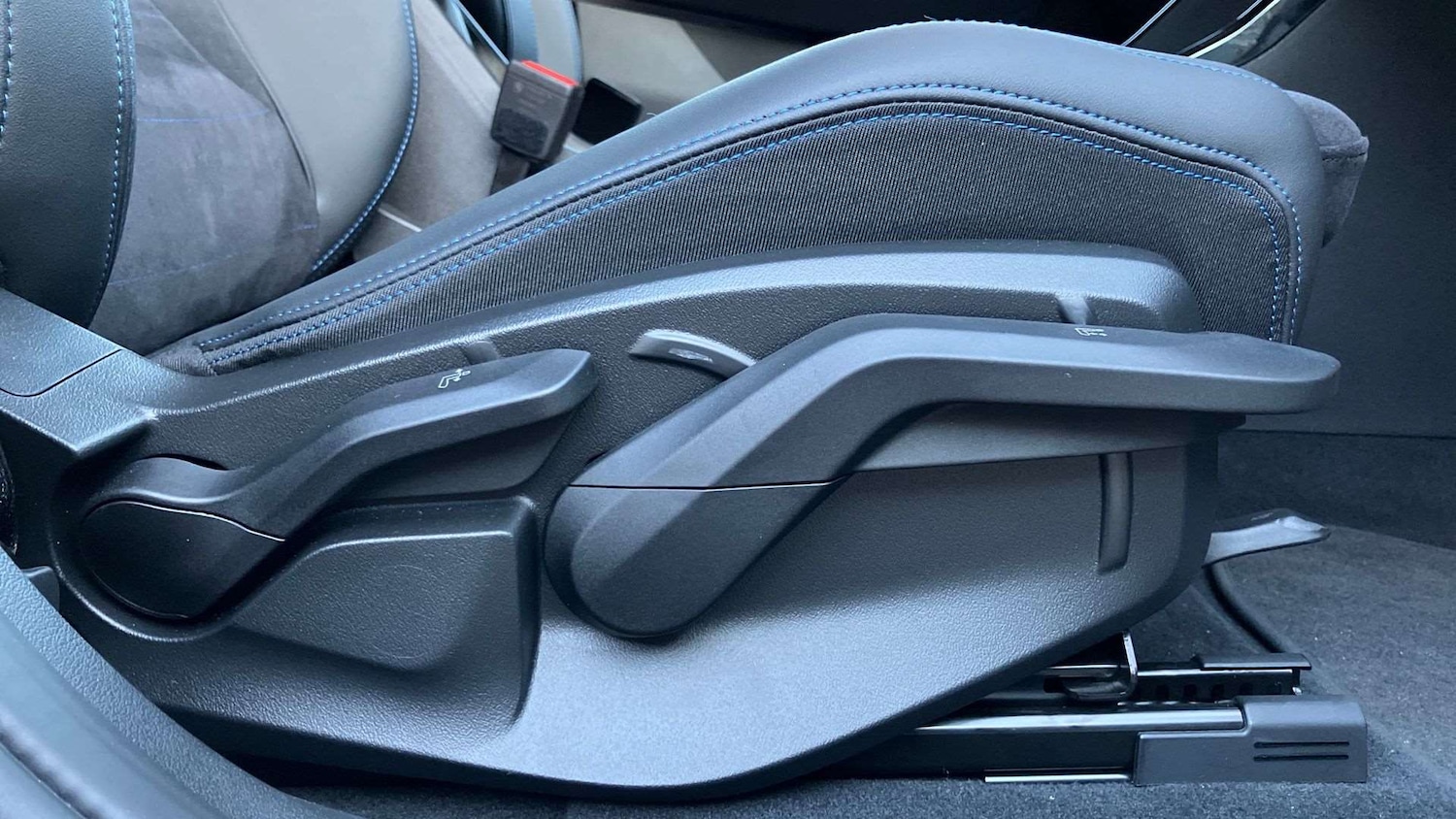 Used BMW iX2 2025 for sale - 77526971: Photo 28