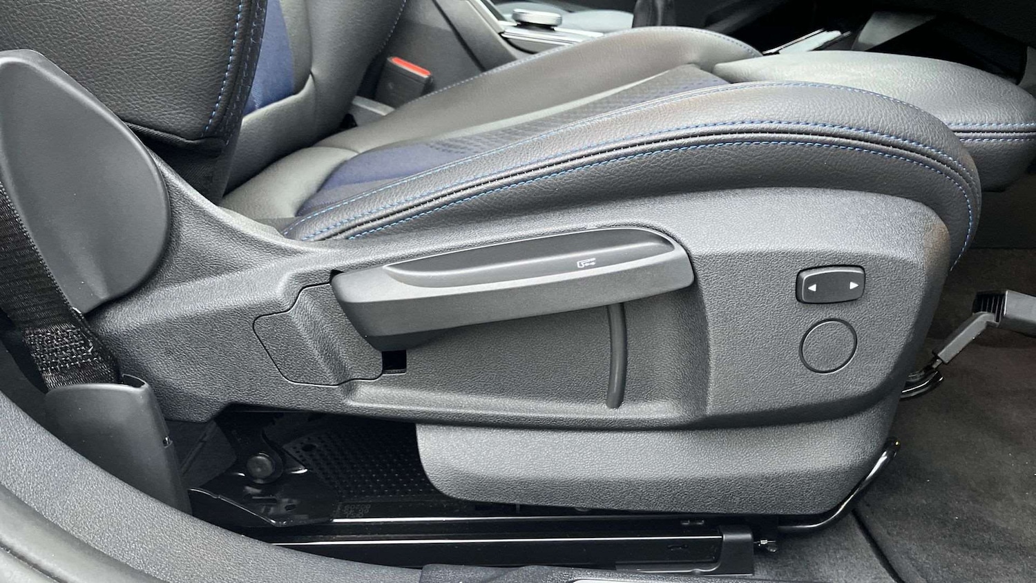 Used BMW 1 Series 2023 for sale - 76668920: Photo 28