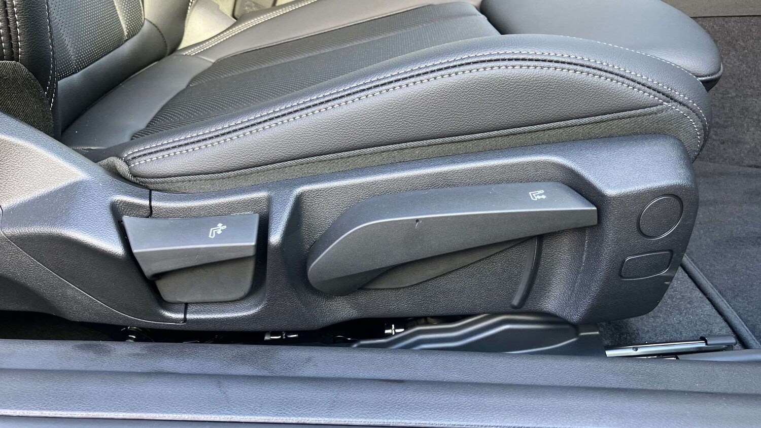 Used BMW 2 Series 2025 for sale - 77886115: Photo 28