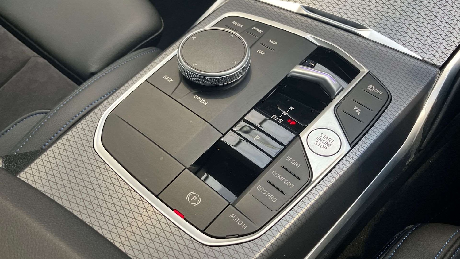 Used BMW 3 Series 2024 for sale - 76967836: Photo 12