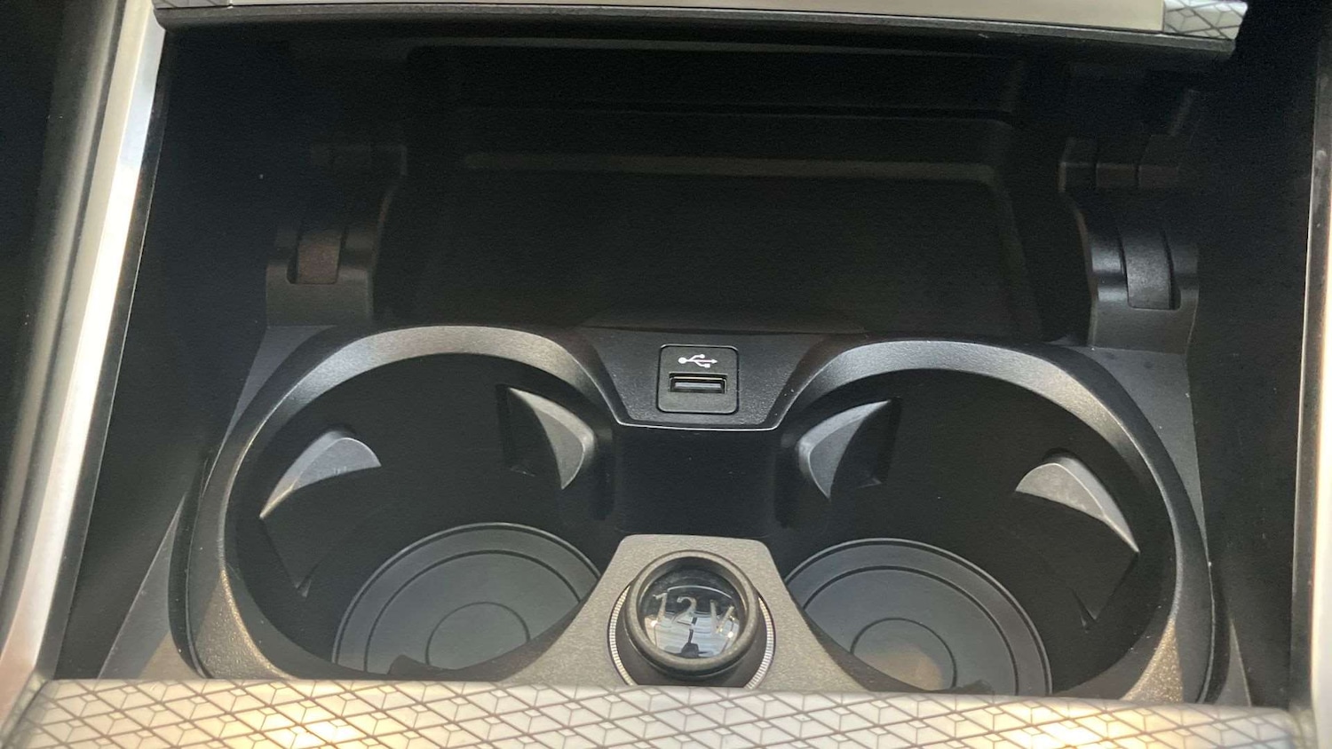 Used BMW 3 Series 2024 for sale - 76967836: Photo 35