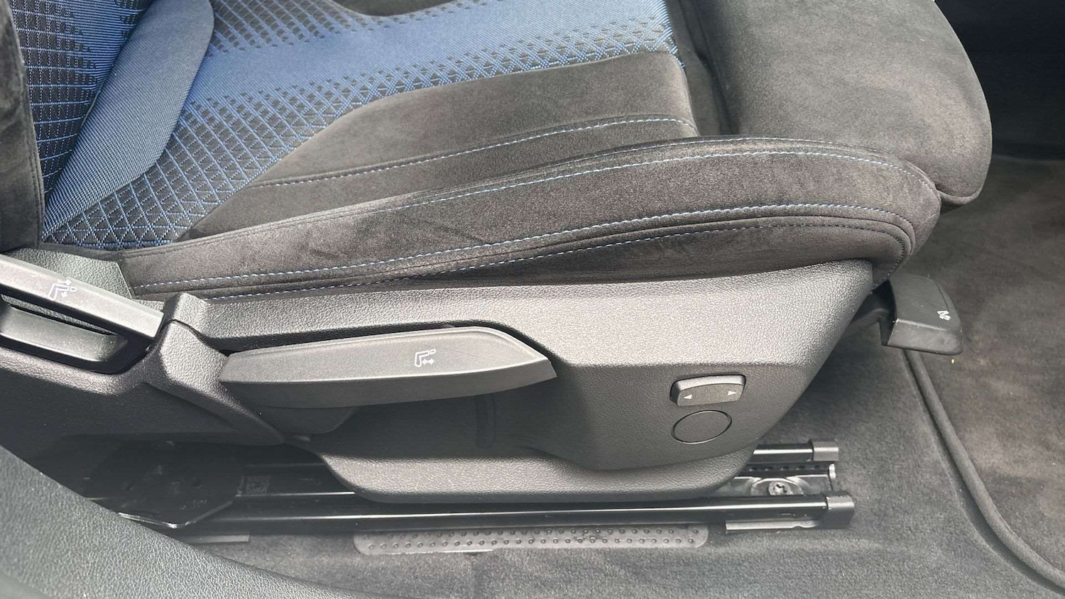 Used BMW 1 Series 2022 for sale - 76242476: Photo 28