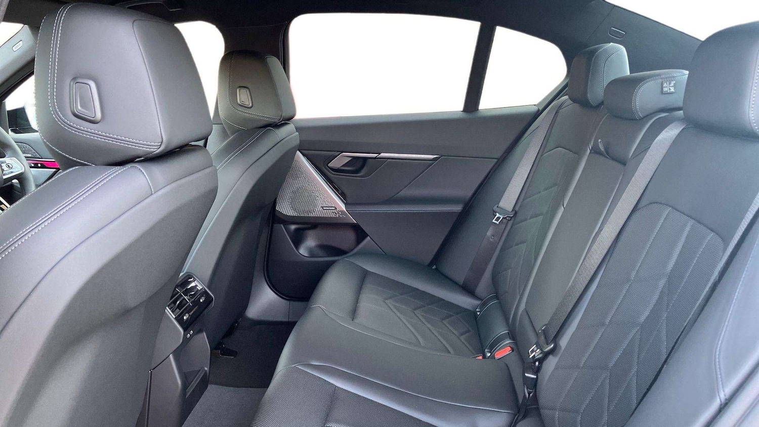 Used BMW i5 2025 for sale - 77076642: Photo 14