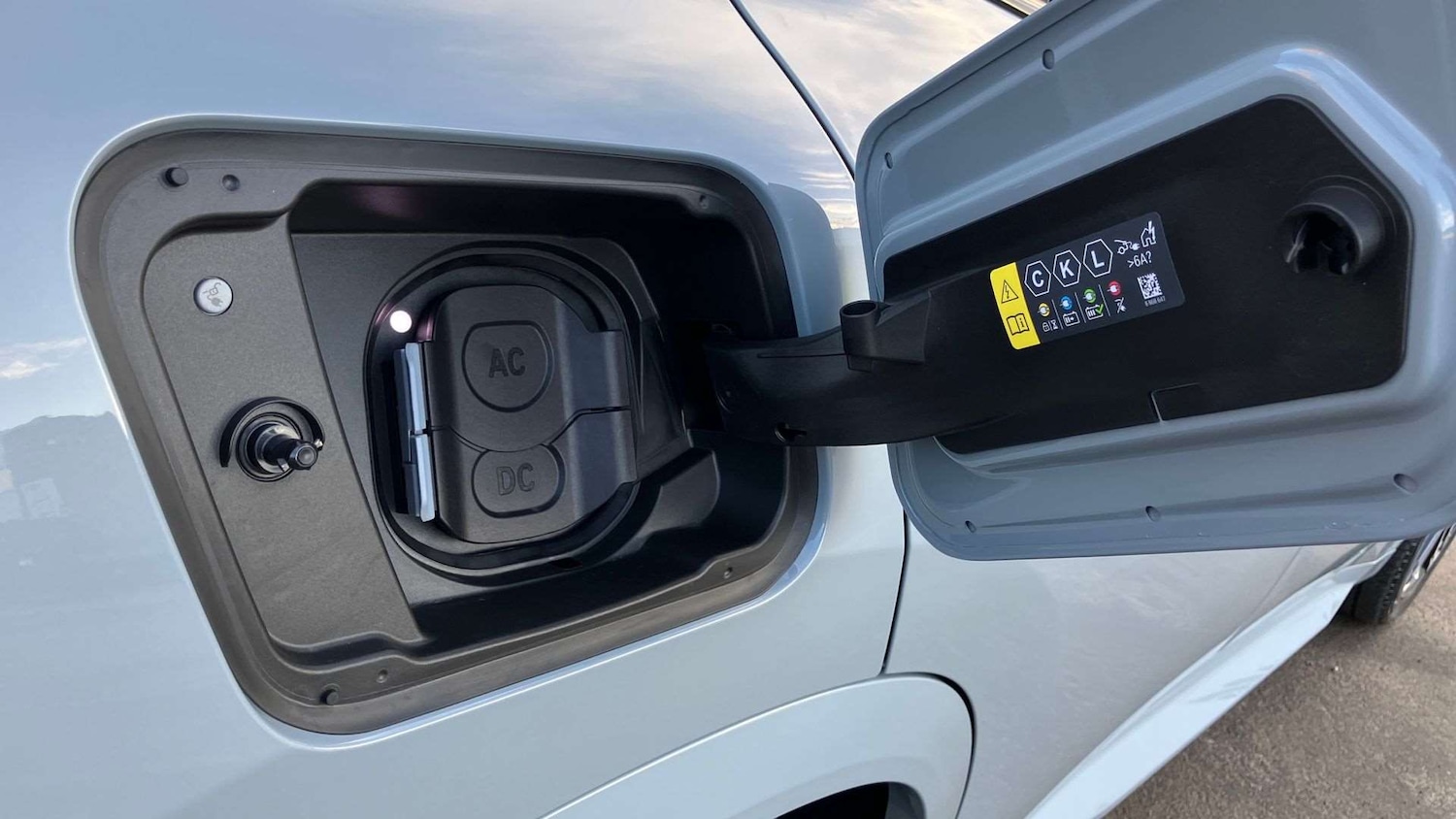 Used BMW iX2 2025 for sale - 77093481: Photo 25