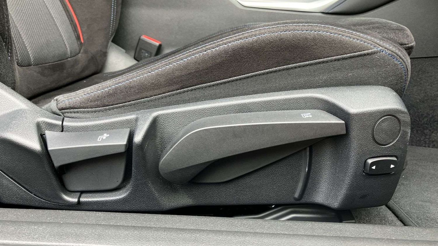 Used BMW 2 Series 2025 for sale - 77051390: Photo 28