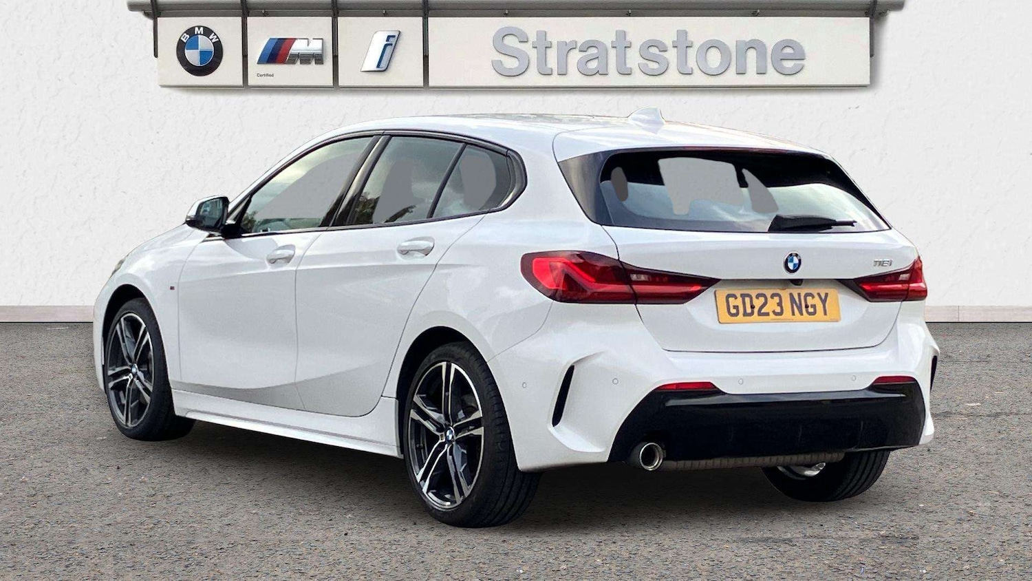 Used BMW 1 Series 2023 for sale - 76564352: Photo 2