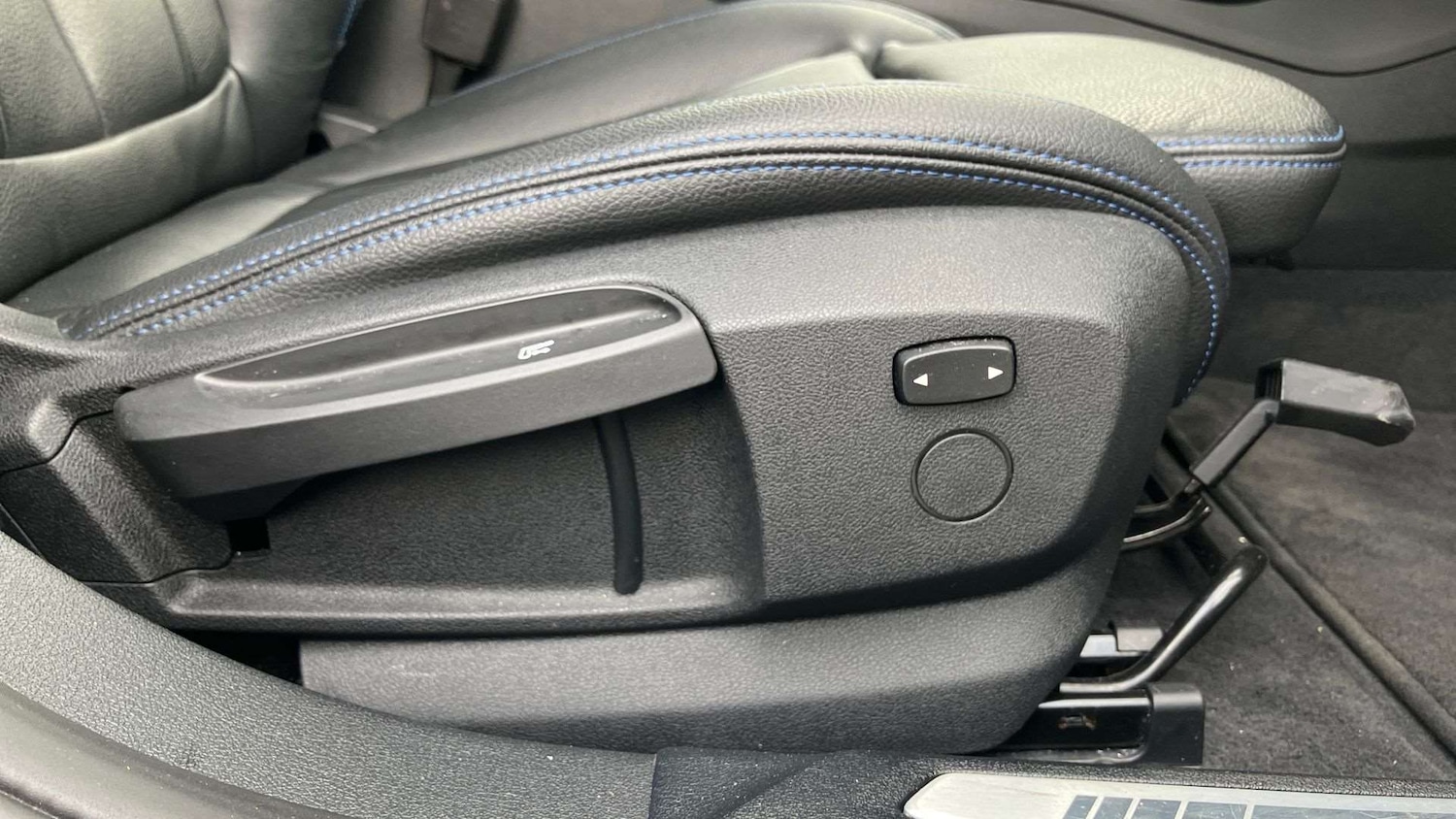 Used BMW 1 Series 2023 for sale - 76564352: Photo 28