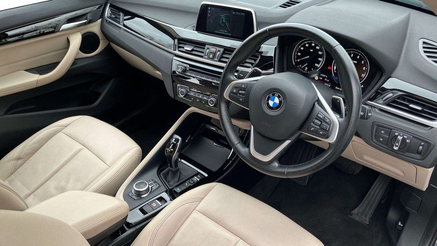 Used BMW X1 2018 for sale - 77270152: Photo 8