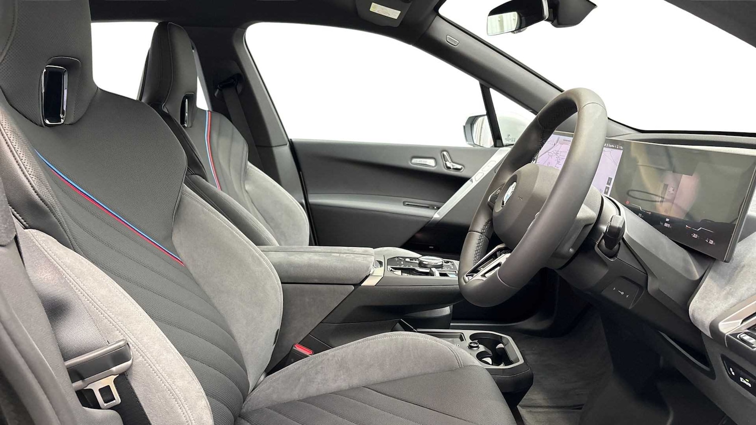 Used BMW iX 2025 for sale - 76087893: Photo 13