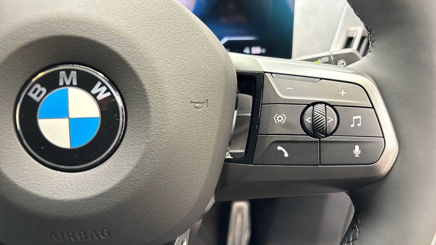 Used BMW iX 2025 for sale - 76087893: Photo 23