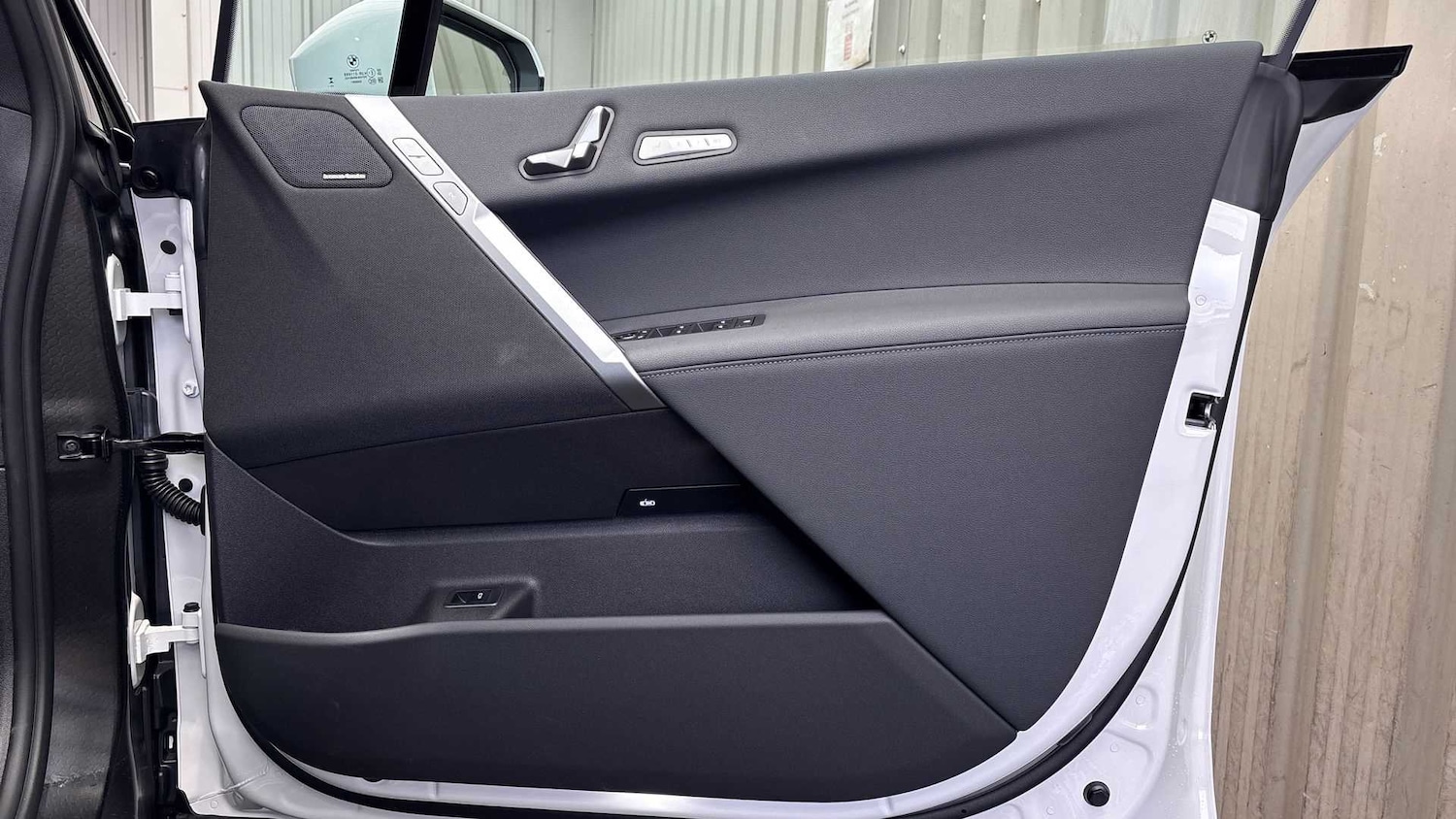 Used BMW iX 2025 for sale - 76087893: Photo 27