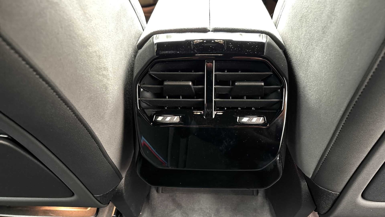 Used BMW iX 2025 for sale - 76087893: Photo 35