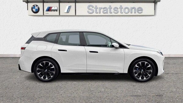 Used BMW iX 2025 for sale - 76087893: Photo 4