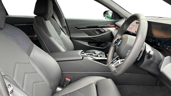 Used BMW 5 Series 2024 for sale - 76218305: Photo 13