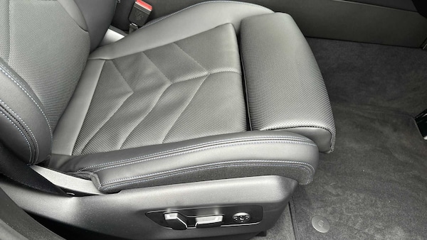 Used BMW 5 Series 2024 for sale - 76218305: Photo 28