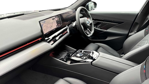 Used BMW 5 Series 2024 for sale - 76218305: Photo 9