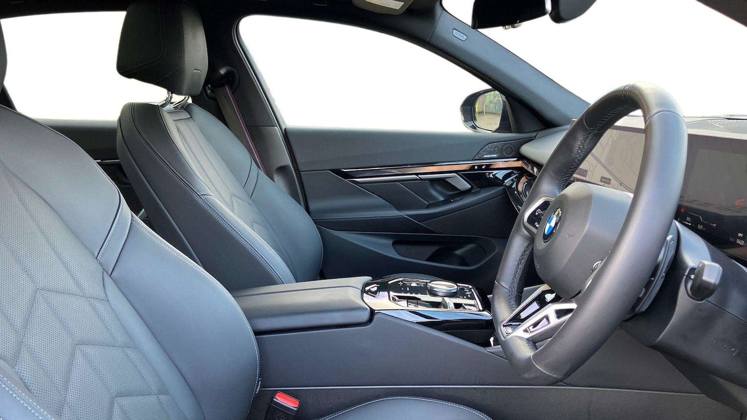 Used BMW 5 Series 2025 for sale - 77347940: Photo 13