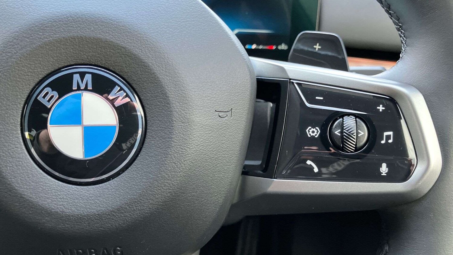 Used BMW 5 Series 2025 for sale - 77347940: Photo 23