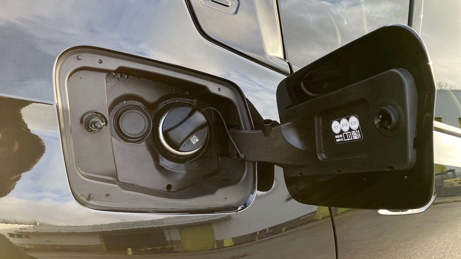 Used BMW 5 Series 2025 for sale - 77347940: Photo 25