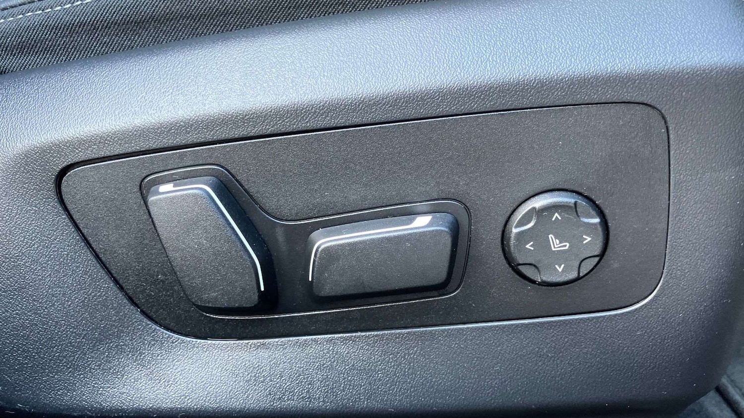 Used BMW 5 Series 2025 for sale - 77347940: Photo 28