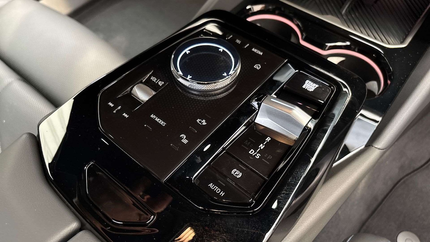 Used BMW 5 Series 2025 for sale - 77011016: Photo 12