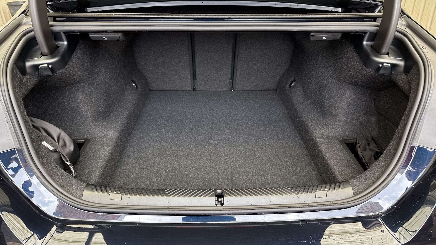 Used BMW 5 Series 2025 for sale - 77011016: Photo 15