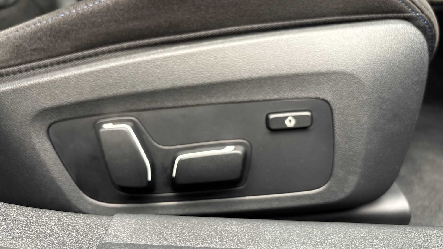 Used BMW 4 Series 2025 for sale - 77011291: Photo 28