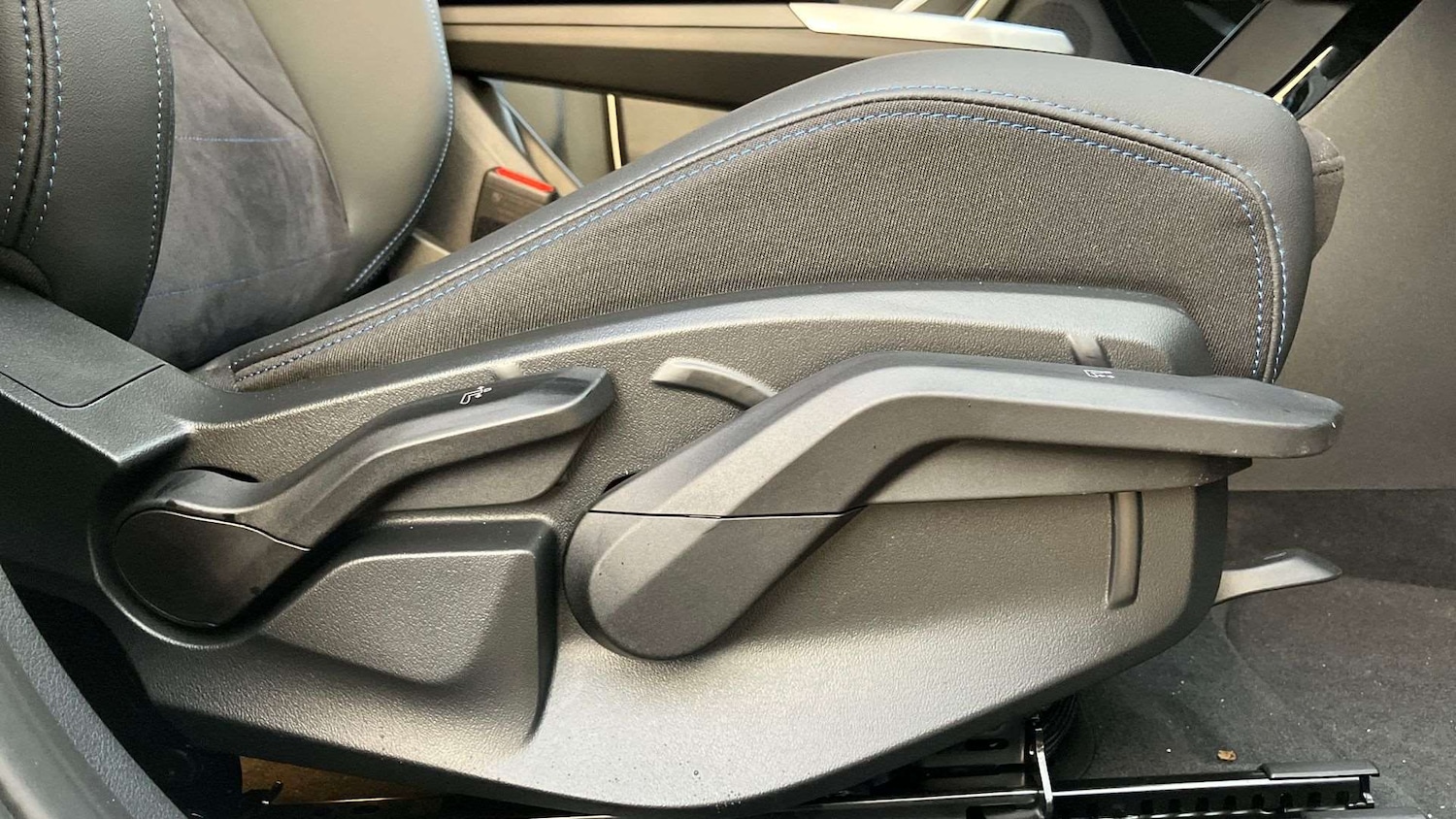 Used BMW iX2 2025 for sale - 77093403: Photo 28