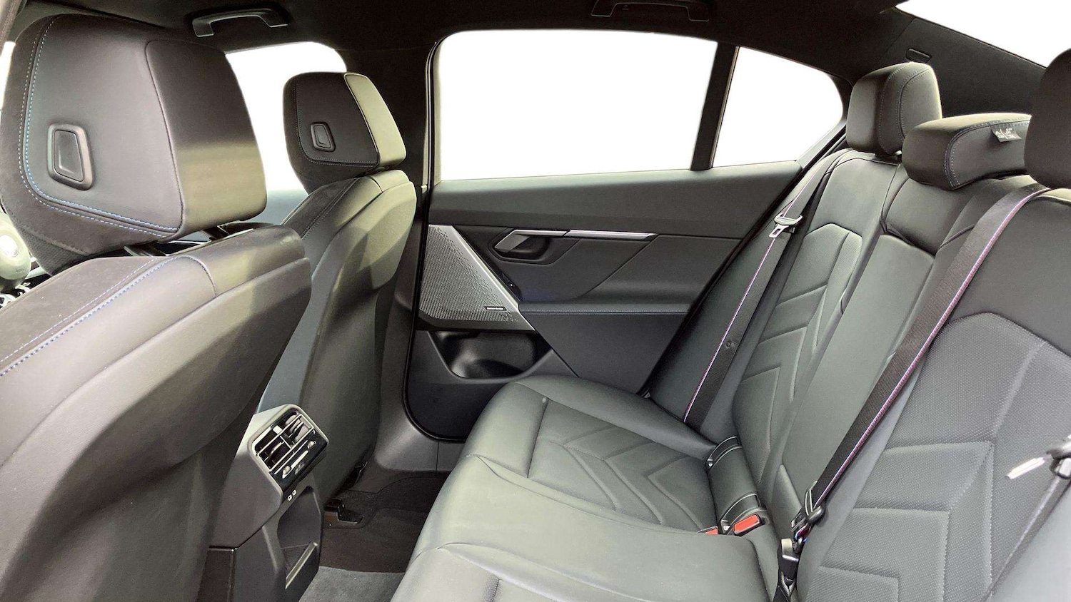 Used BMW 5 Series 2024 for sale - 76351660: Photo 14