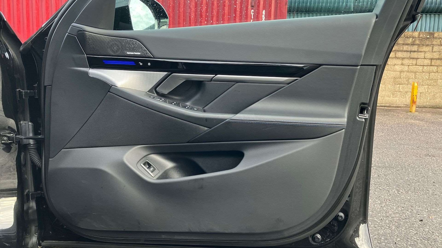 Used BMW 5 Series 2024 for sale - 76351660: Photo 27