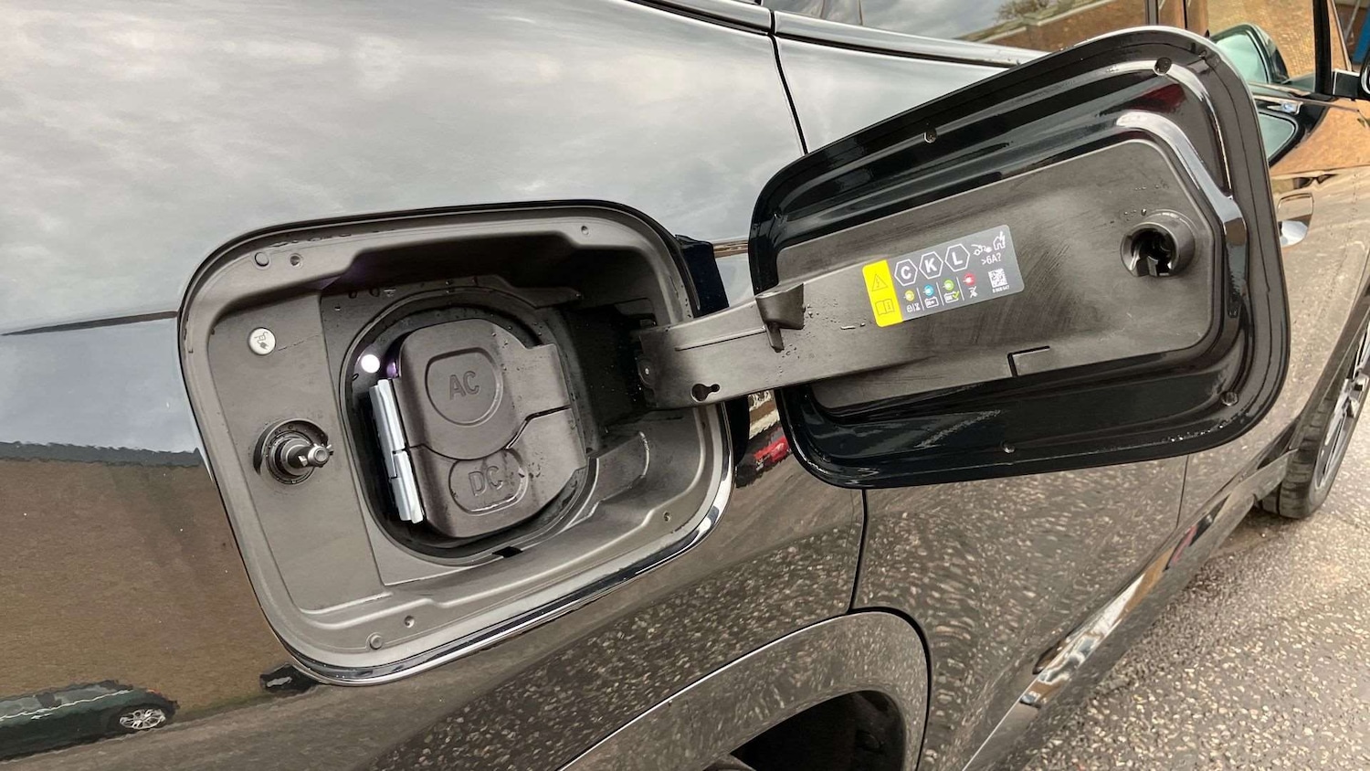 Used BMW iX1 2025 for sale - 77076473: Photo 25