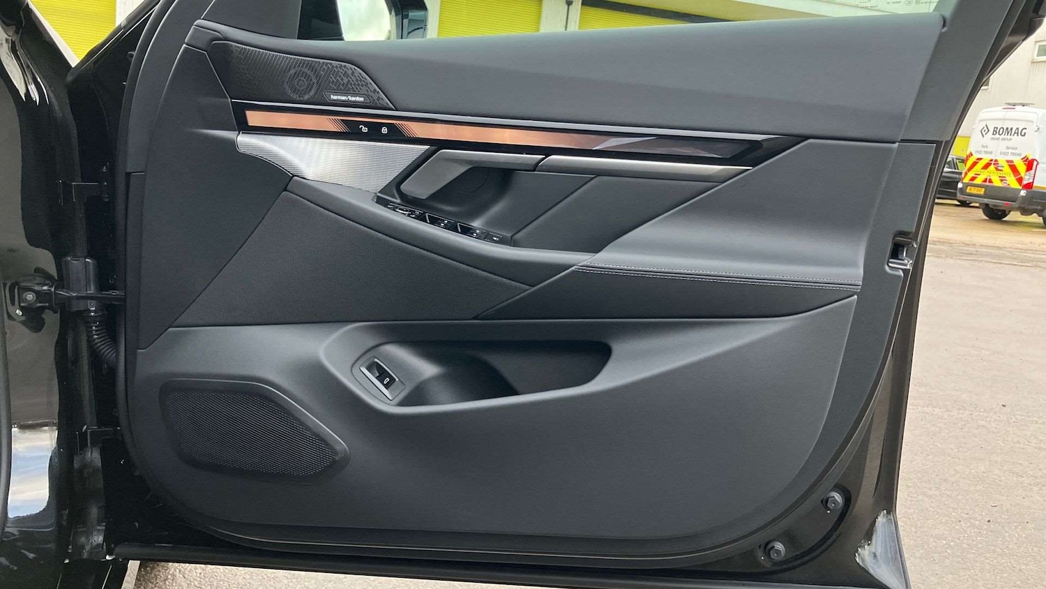 Used BMW i5 2025 for sale - 77167572: Photo 27