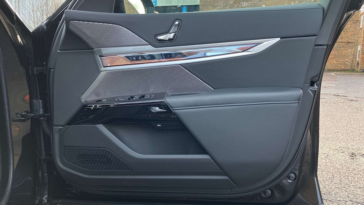 Used BMW i7 2025 for sale - 77112290: Photo 27