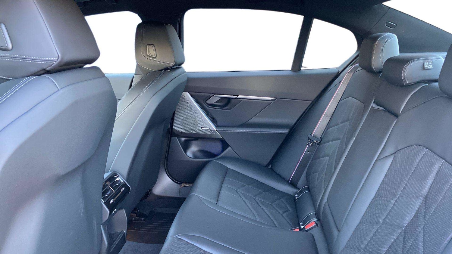 Used BMW i5 2025 for sale - 77167590: Photo 14