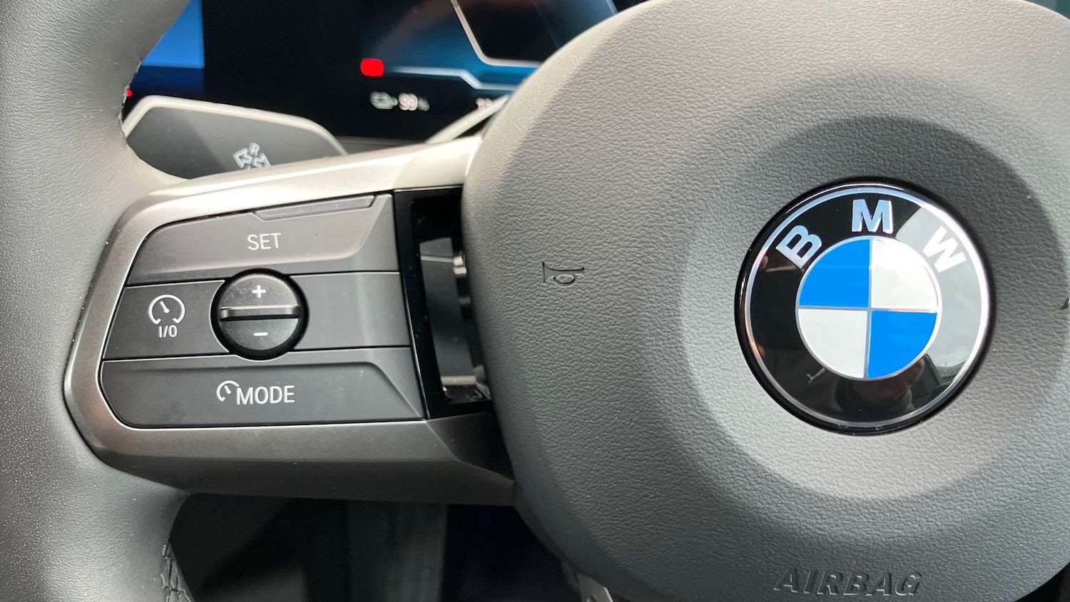 Used BMW iX 2025 for sale - 77051387: Photo 22